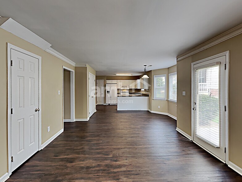 Building Photo - 100 Arbor Wynds Ct