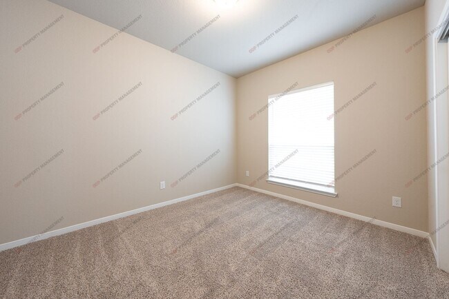 Building Photo - 5305 Friars Lp
