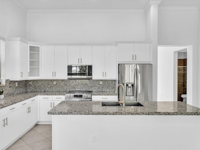 Building Photo - 2680 NW 84th Way