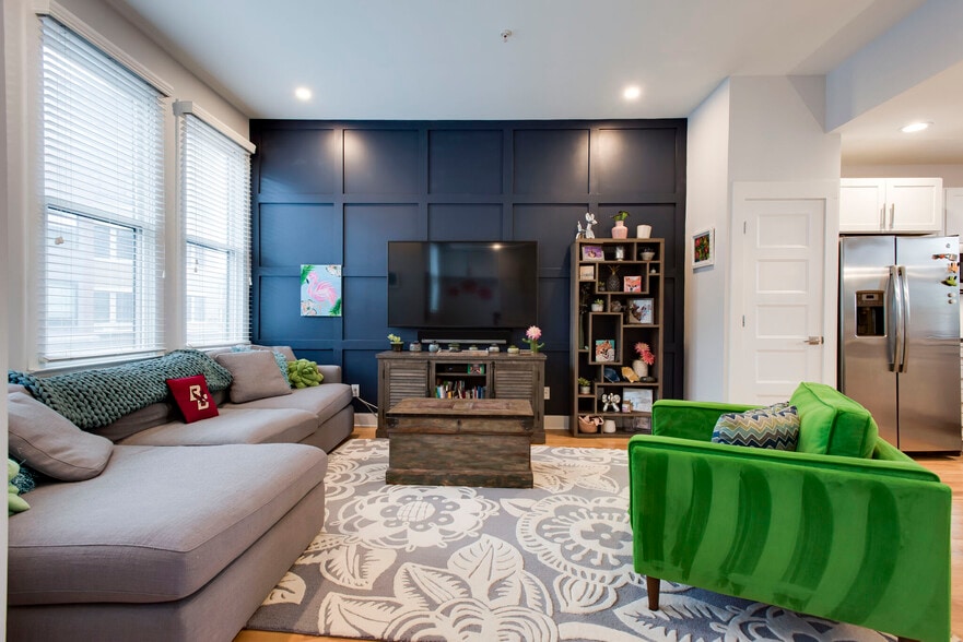 Building Photo - 508 Madison St