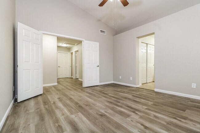 Building Photo - 22039 N 107th Dr