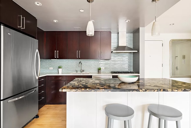 Building Photo - 50 Orchard St