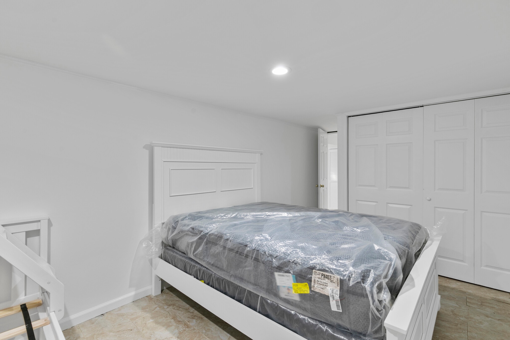 Building Photo - 792 Ocean Ave