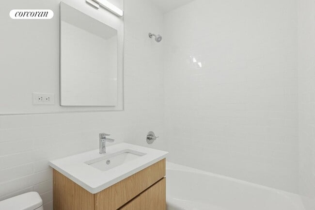 Building Photo - 501 E 87th St