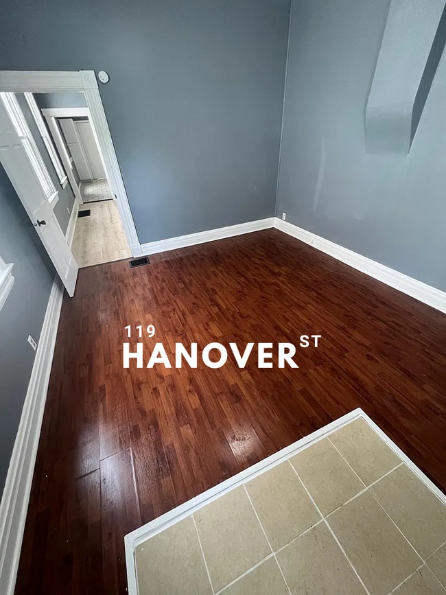 Building Photo - 119 Hanover Dr