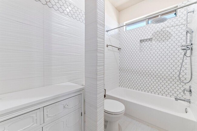 Building Photo - 15312 Spillman Ranch Loop