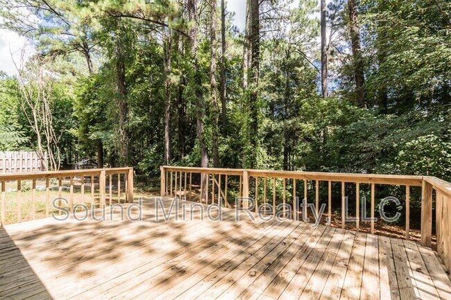 Building Photo - 2413 Keith Dr