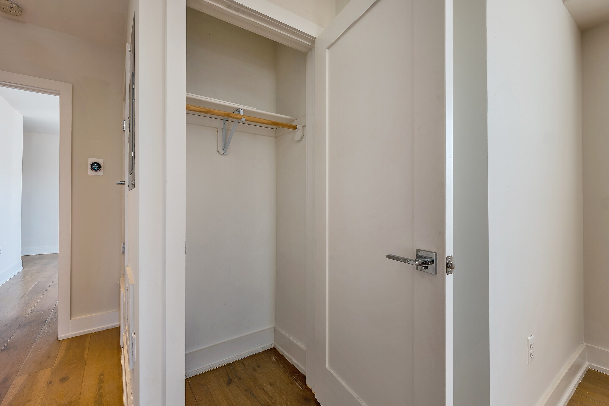 Building Photo - 5110 Fort Totten Dr NE