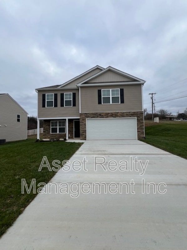 Primary Photo - 305 Aspen Dr