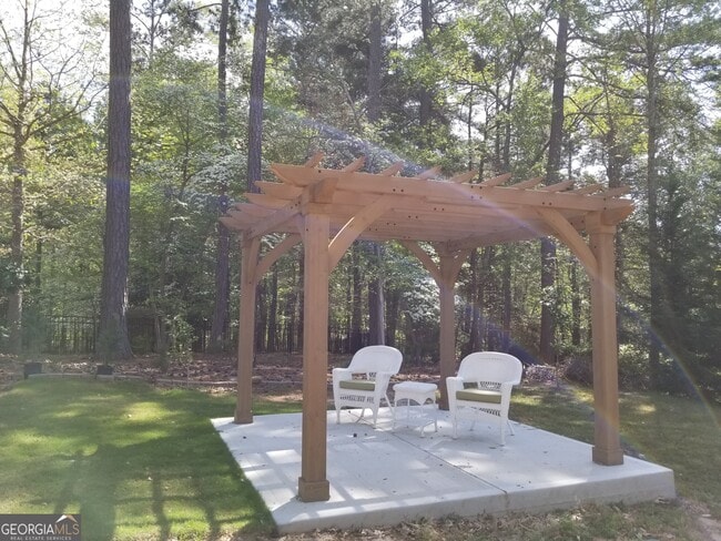 Building Photo - 6729 Great Water Dr