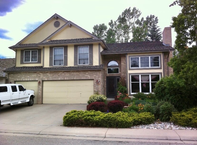 Building Photo - 2445 S Oakland Cir