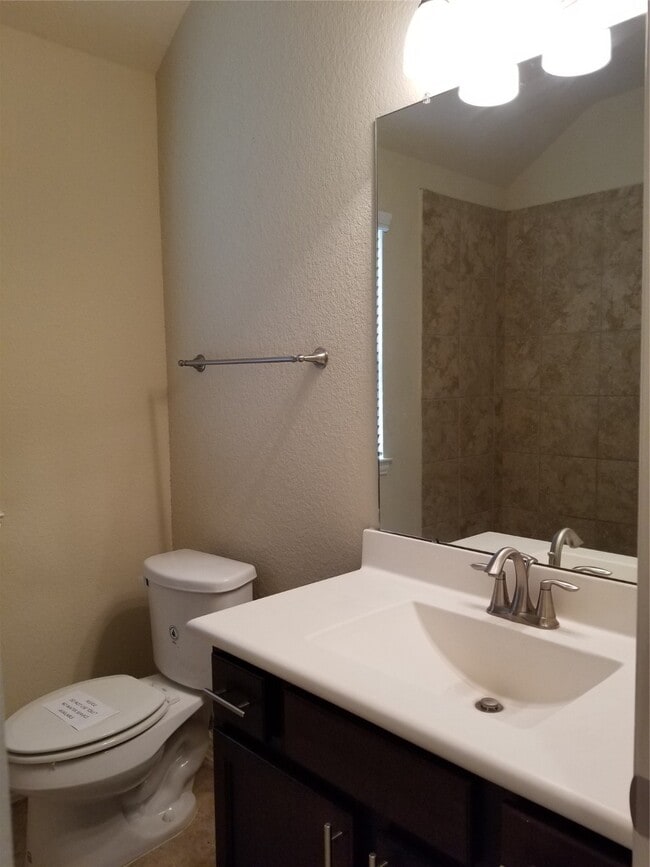 Building Photo - 5217 Green Heath Ln