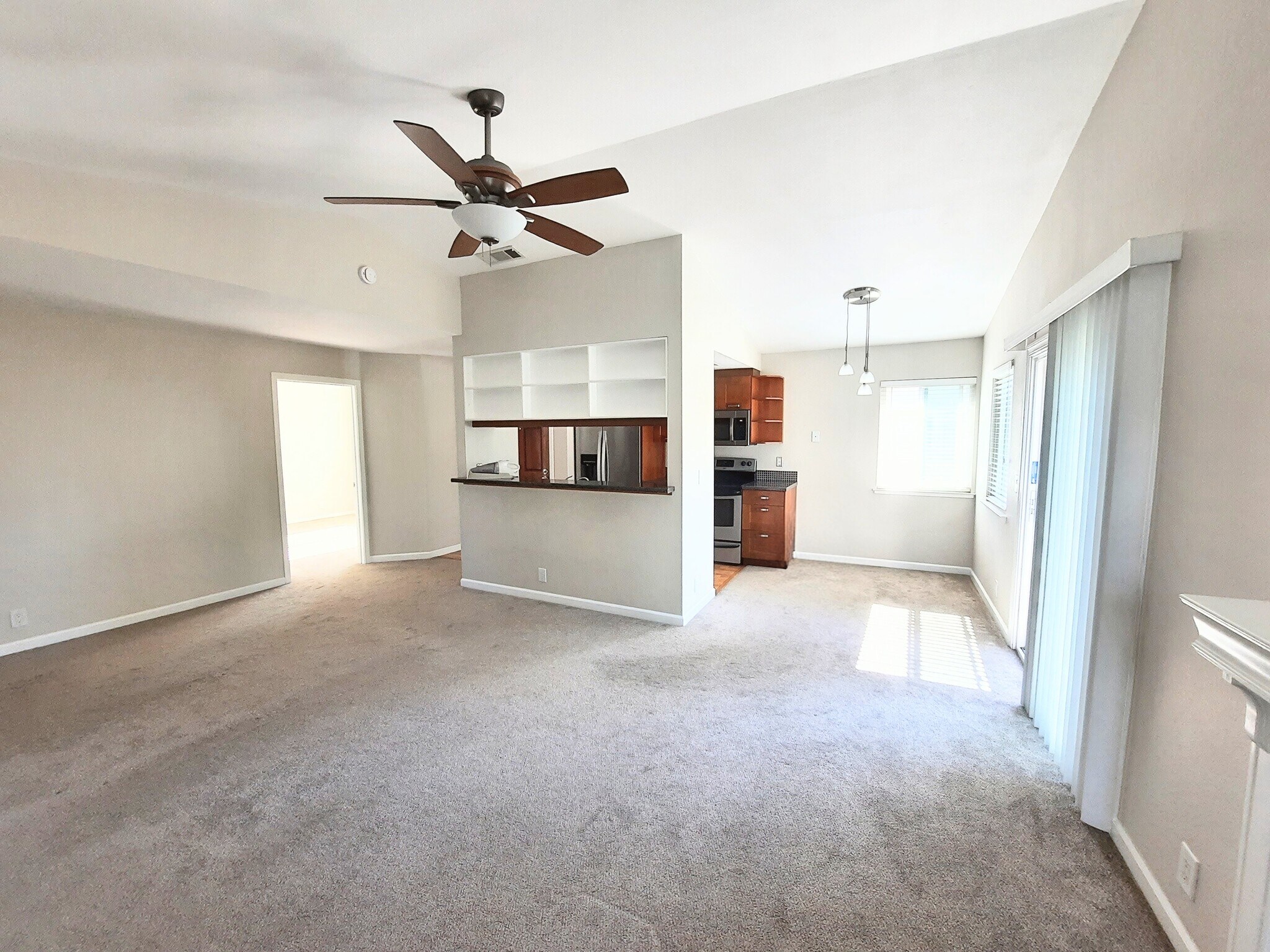 Building Photo - 3833 Crow Canyon Rd