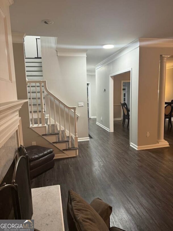 Building Photo - 2505 Oak Quarters