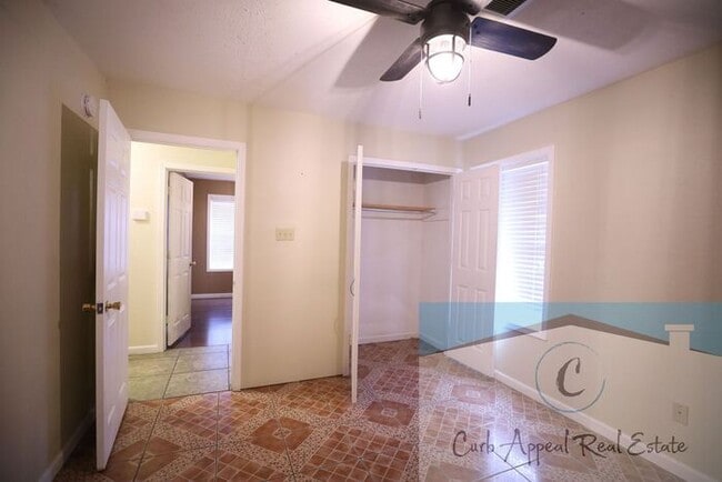 Building Photo - Beautiful 3 bedroom/2 bath home - Jonesboro
