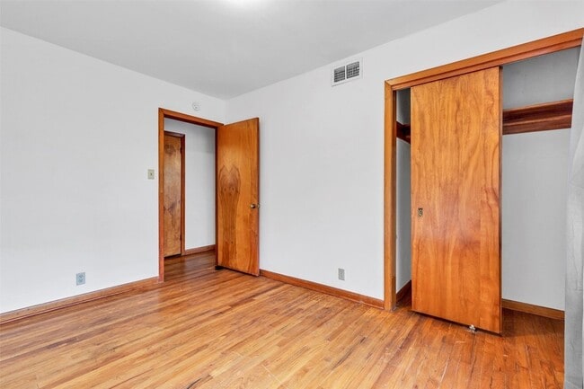 Building Photo - 1803 Sea Queen Ct