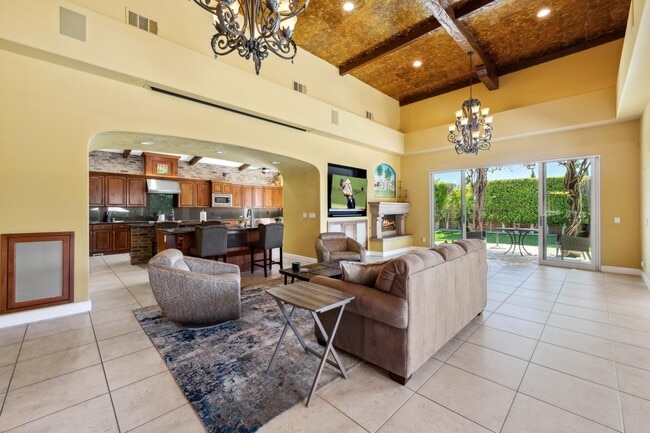 Building Photo - 40294 Rancho Palmeras