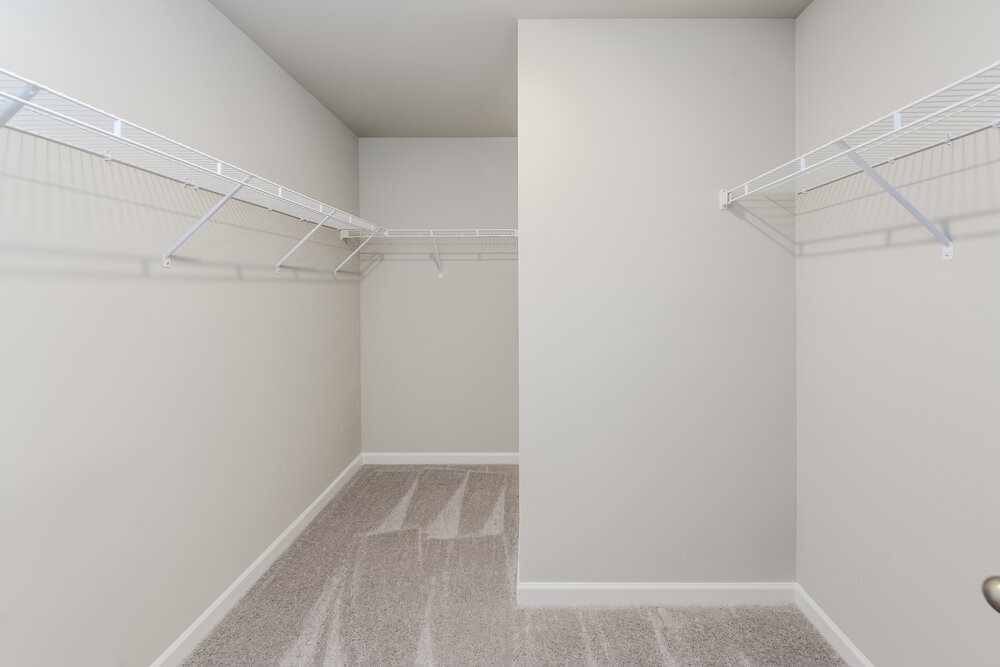 Building Photo - 198 Pond Ct