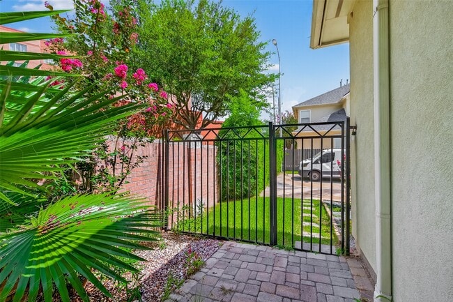 Building Photo - 13502 Broadmeadow Ln