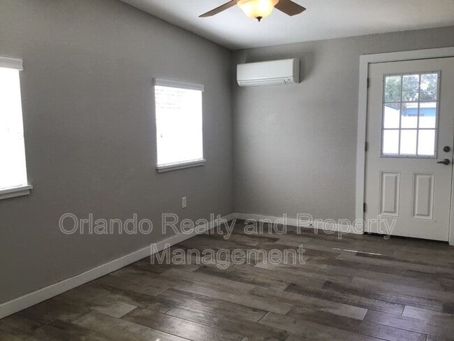 Building Photo - 520 Sunrise Dr