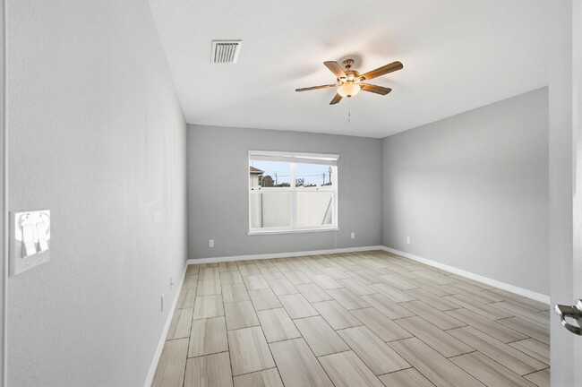 Building Photo - Matanzas Woods