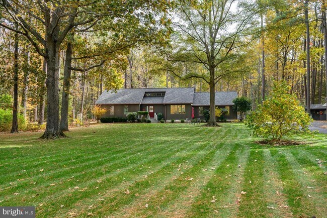 Building Photo - 23869 Mt Misery Rd