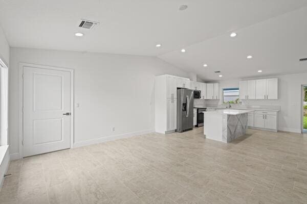 Building Photo - 5911 Seagrape Dr