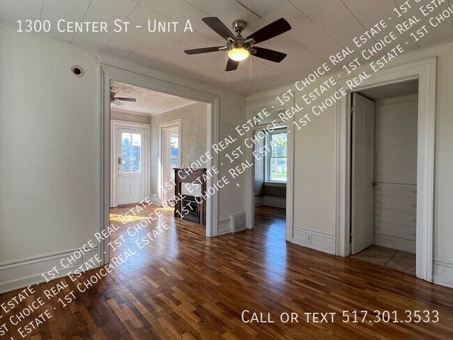 Building Photo - 1300 Center St
