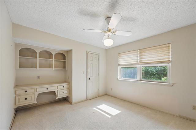 Building Photo - 9719 Amberley Dr