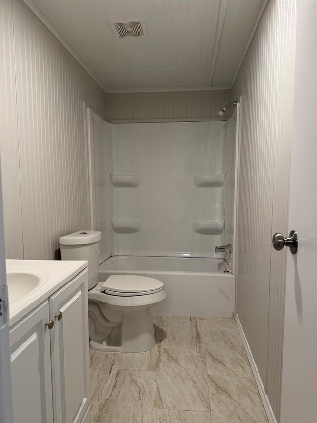 Building Photo - 21475 Coyote Trail