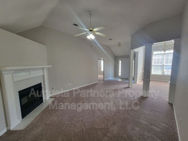 Building Photo - 4779 Cold Springs Dr
