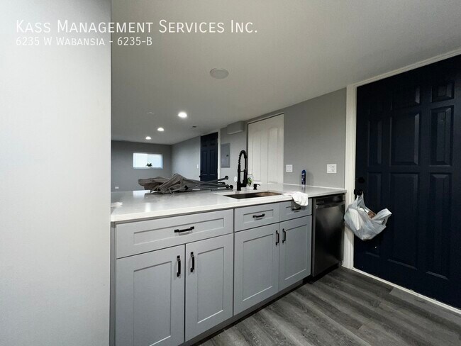 Building Photo - 6235 W Wabansia-6235-B