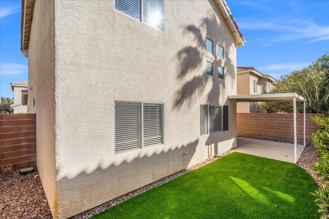 Building Photo - 10405 Nutt Creek Ave