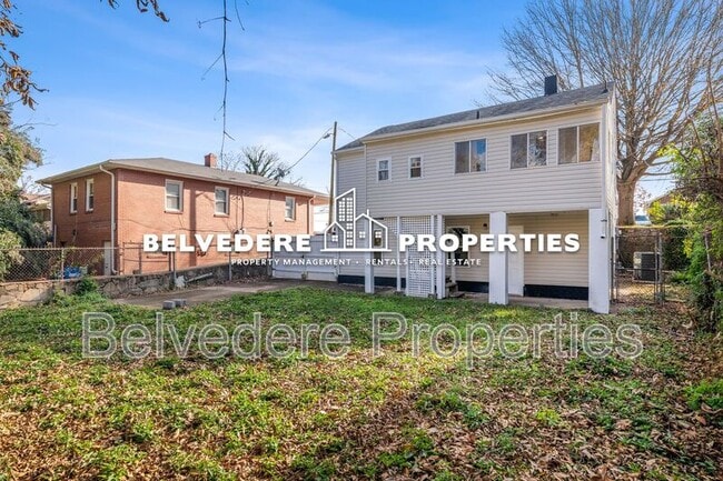 Building Photo - 437 W 24th St