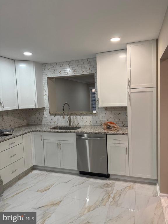 Building Photo - 45 Fendall Ave