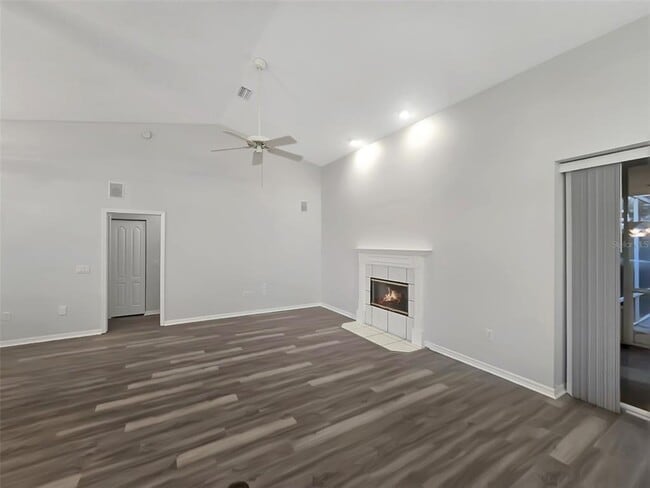 Building Photo - 5704 32nd St E