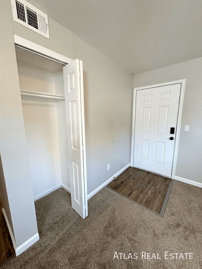 Building Photo - 2107 Preuss Rd