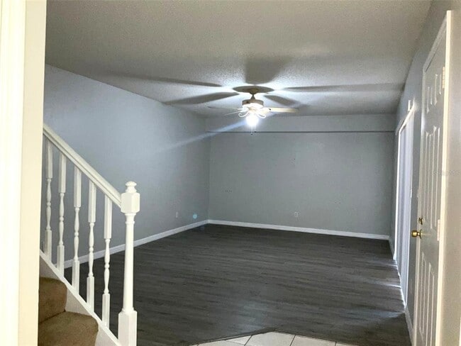 Building Photo - 5282 Coral Ct