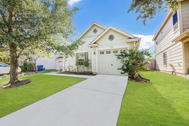 Building Photo - 3550 Red Meadows Dr