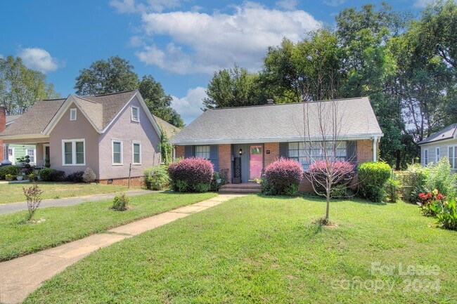 Building Photo - 629 Grandin Rd