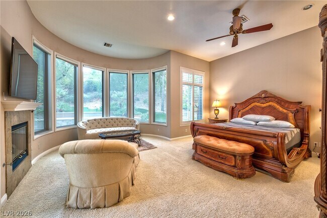 Building Photo - 3 Regent Park Ct