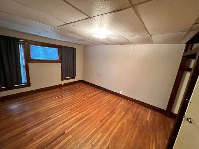 Building Photo - 1709 Laramie St