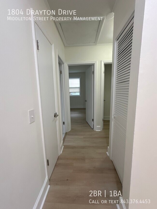 Building Photo - 1804 Drayton Dr