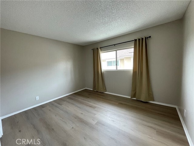 Building Photo - 326 W 9th St