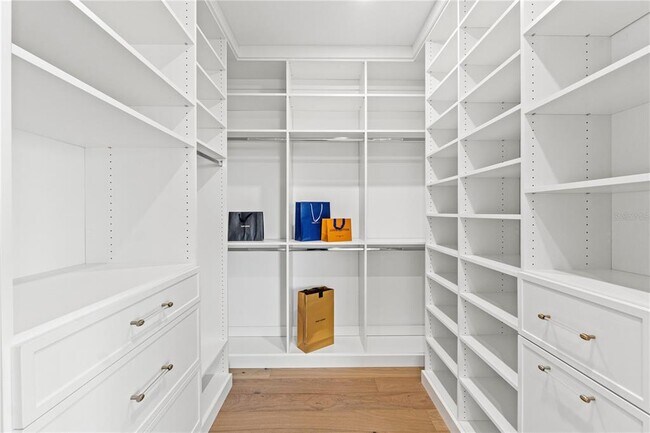 Building Photo - 531 Danube Ave