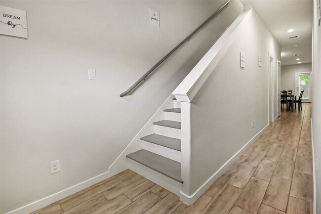 Building Photo - 3013 Wilmington St