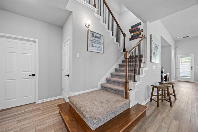 Building Photo - 313 Somerville St