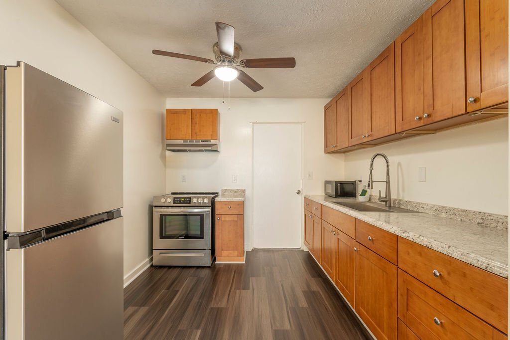Building Photo - 76-6226-6226 Plumeria Rd