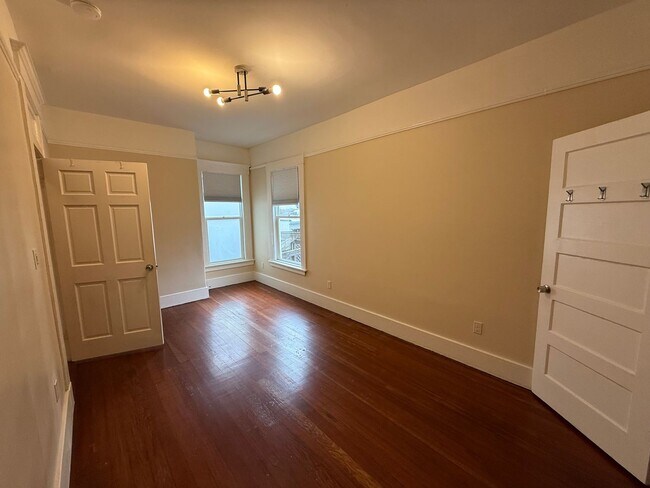 Building Photo - 2921-2923 20th Street