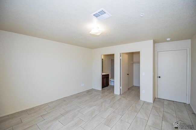 Building Photo - 7266 E 37th Pl